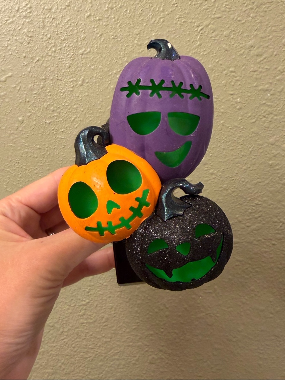 Bath & body works halloween pumpkin wallflower